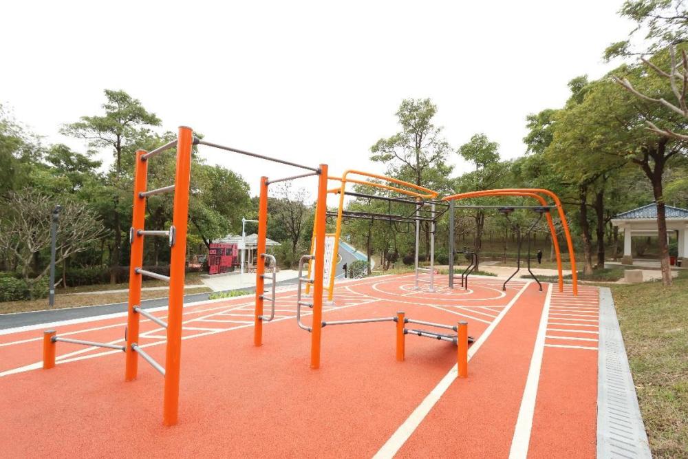 聚龍山生態(tài)公園煥新康體設(shè)備，春節(jié)邀您共享山林健身與親子時(shí)光